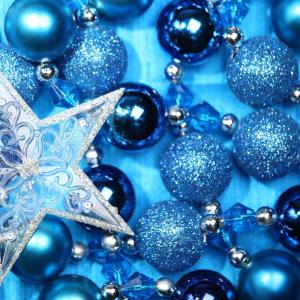 Поздравляем с наступающим новым 2019 годом!